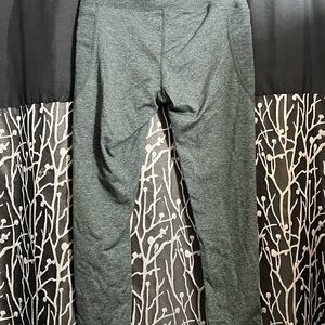 GAIAM Gray and Green Leggings Soft Stretchy Fabric
